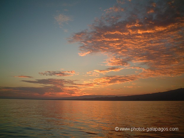 Coucher de soleil en mer - Galapagos